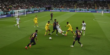 Dynamic high press in modern football, coordinated team effort to win ball back