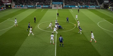 Dynamic pressing trap in modern football midfield