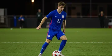 US Player's Mental Resilience: 2025 Comeback Story Determined US soccer player showing mental resilience in action on field